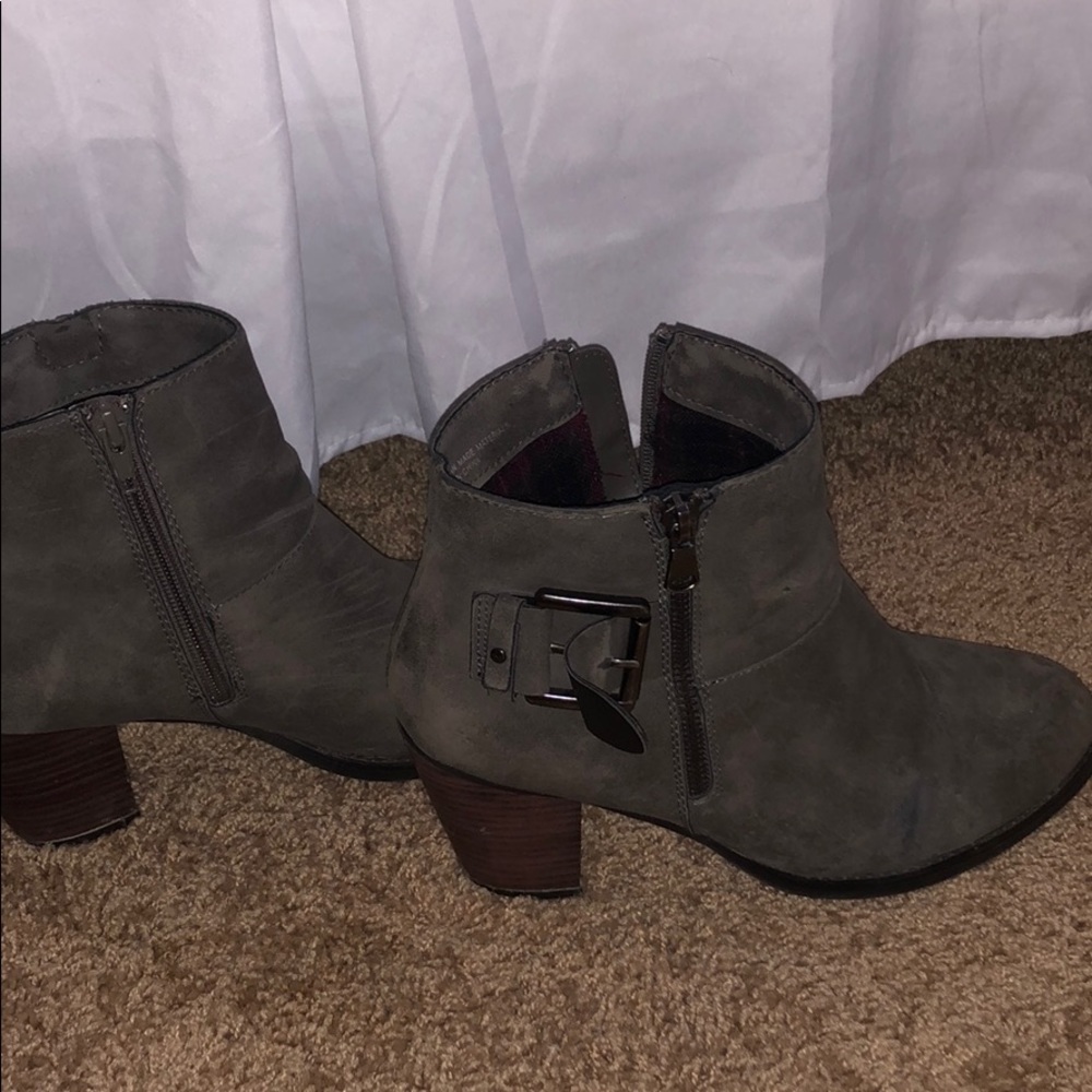 Grey booties!!  BUNDLE AND SAVE 🎉 offers welcome